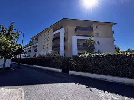 appartement f2 avec balcon