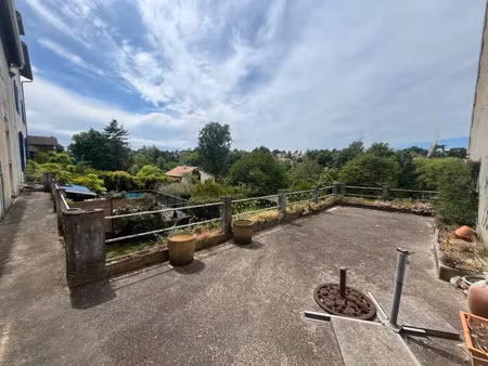 vente maison 7 pièces 210 m² à riberac (24600)  119 460 €