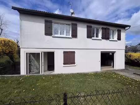 vente maison 5 pièces 104.2 m² à mauriac (15200)  89 000 €