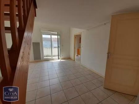 location appartement 2 pièces 44m² montauban 82000