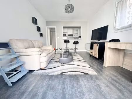 location appartement 2 pièces 41m² amelie les bains palalda 66110