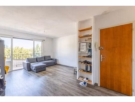 appartement 4 pièces  72m2  vendu loué situé à draguignan