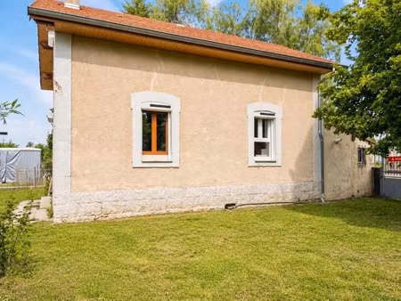 vente maison 3 pièces 71 m² à les abrets (38490)  159 000 €