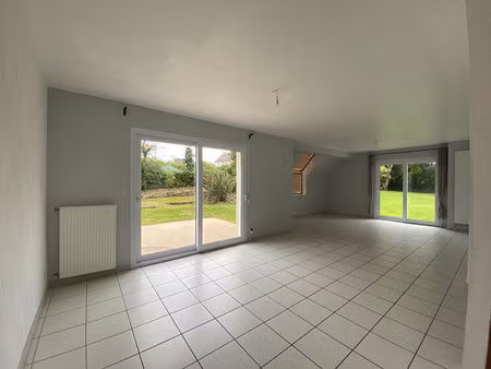 à louer maison 4 chambres plougonvelin