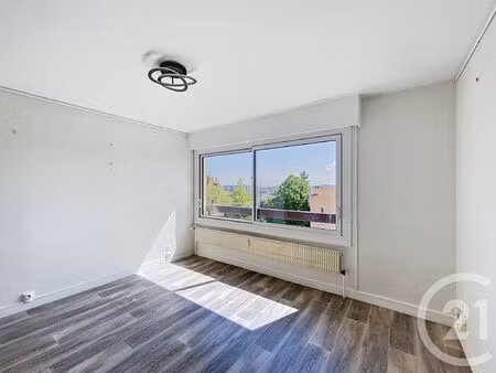 location appartement 3 pièces 55m² chamalieres 63400