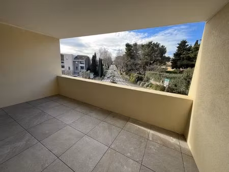 appartement récent t3 sous plex istres