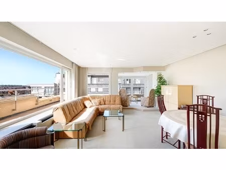appartement met veel potentieel: zon  zeezicht en rust