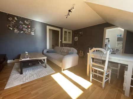 location appartement 3 pièces 46 m² à le mans (72000)