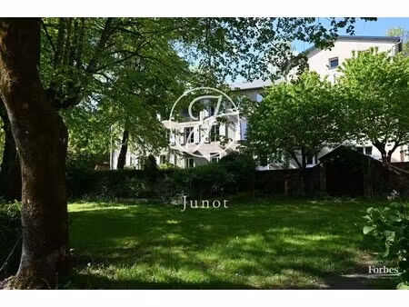 maison de luxe à vendre à brassac : 498 000 € | 3800m²
