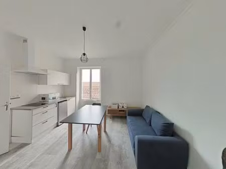 location appartement 2 pièces meublé 27m² st savin 86310