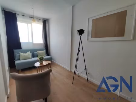 à vendre : appartement 2 pièces de 36 7m² proche du port au c