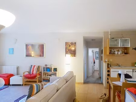 appartement de plain-pied avec espace extérieur