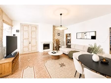 appartement t4 de 177 m² avec terrasse à loupian