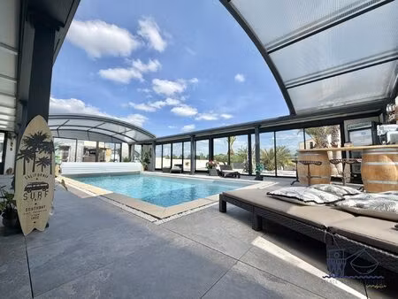 villa contemporaine 277 m² avec piscine intérieure & spa – p