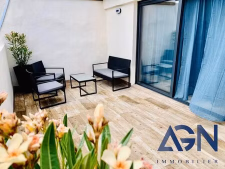a vendre : immeuble de 120m² habitable avec terrasse agde