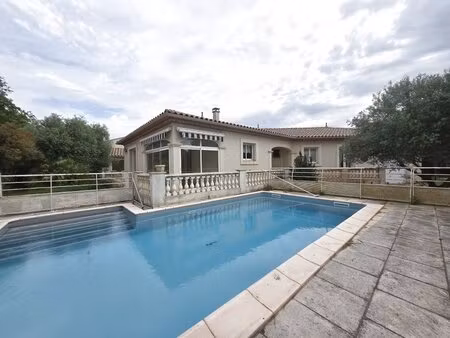 agreable villa plain-pied 3km de pezenas