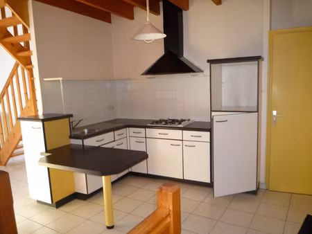 location appartement 2 pièces 39m² lannion 22300