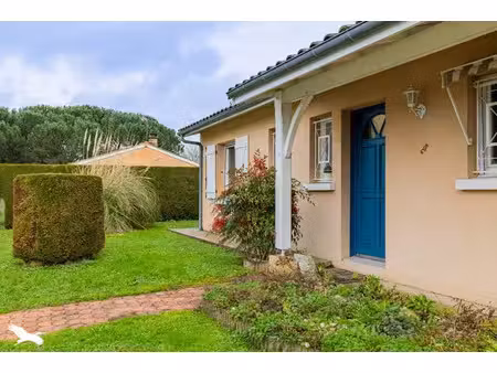 vente maison 4 pièces 93 m² à abzac (33230)  228 900 €
