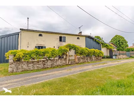vente maison 4 pièces 111 m² à saint-pierre-de-bat (33760)  225 000 €