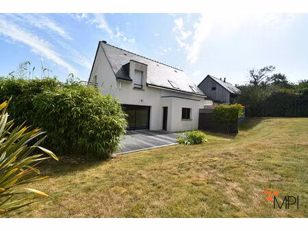 location maison 8 pièces 130m²