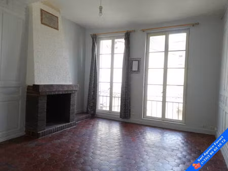 location appartement 1 pièce 36m² joigny 89300