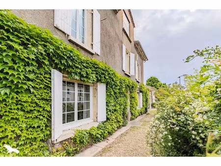 vente maison 7 pièces 162 m² à lamothe-montravel (24230)  254 880 €