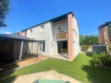maison de 4 pièces de 80 m² à nîmes