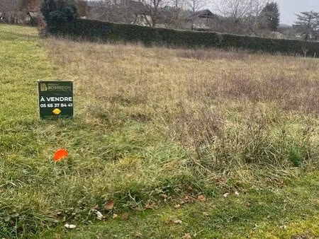 terrain 791 m2à vendre à cazoules 24370