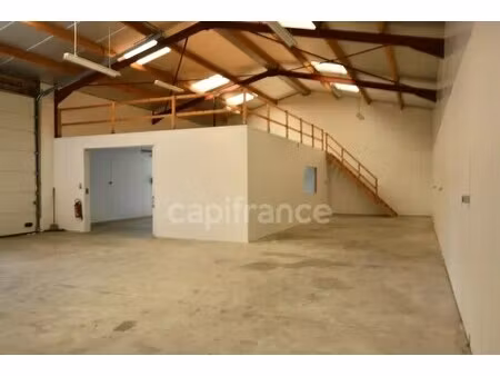 location local d’activités la tessoualle 49280 230m²