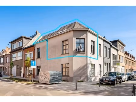 appartement te koop in lier met 2 slaapkamers
