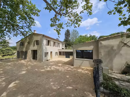 bastide provençale à vendre à caseneuve - luberon - vue panoramique 265 m2 habitables