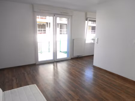 location appartement 1 pièce 30m² bezannes 51430