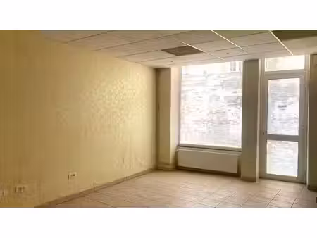 location commerce l’isle-sur-serein 89440 85m²