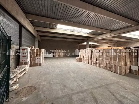 location local d’activités strasbourg 67100 714m²