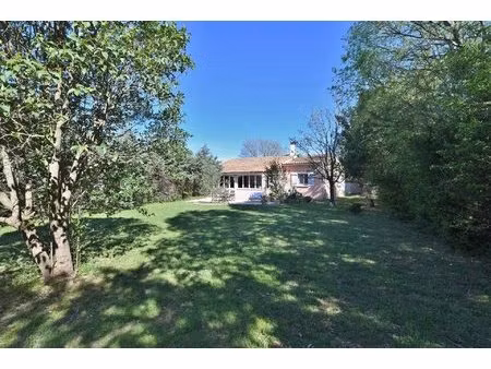 villa à seulement 3km d'uzès