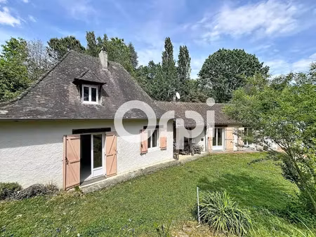 vente propriété 5 pièces 185 m² à la douze (24330)  295 698 €