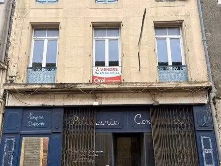 immeuble à rénover avec possibilité de division en cœur de ville