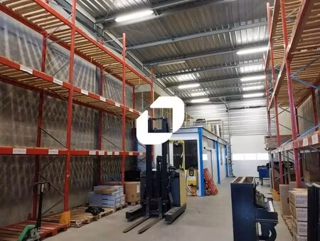 location local d’activités saint herblain 44800 290m²