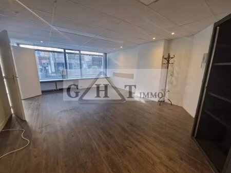 location commerce boulogne billancourt 92100 83m²