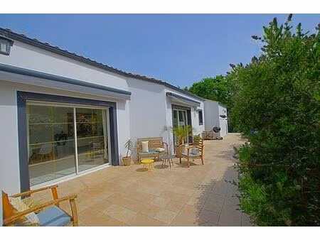 maison de prestige en vente sainte-foy  france
