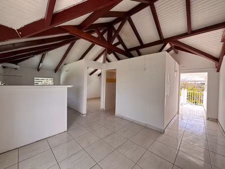 location appartement 4 pièces 53m² port louis 97117