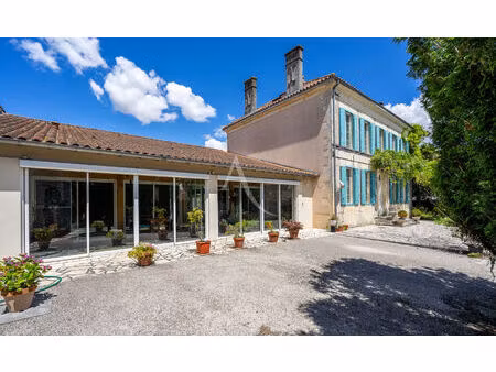 vente demeure de prestige 12 pièces  390.00m²  aumagne