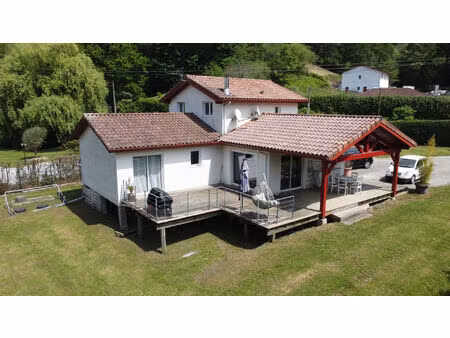 vente maison 4 pièces  132.22m²  hasparren