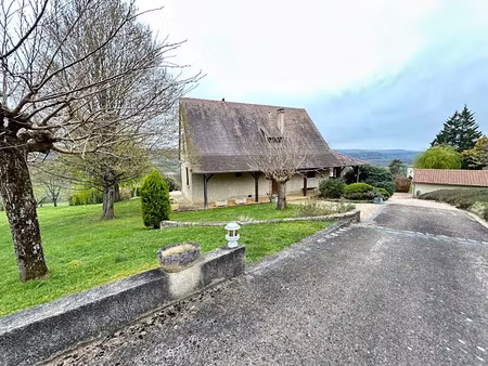 vente maison 7 pièces 168 m² à belmont-bretenoux (46130)  312 000 €