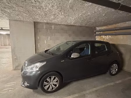 arceaux - parking en sous-sol d'une résidence récente et sécu