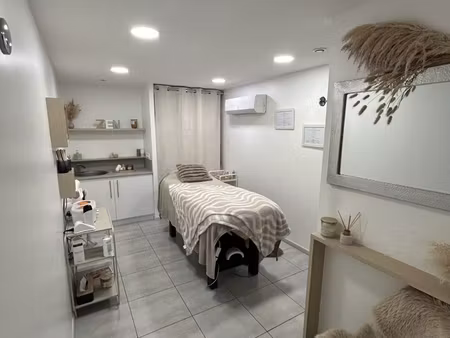 vente esthétique  coiffure 37 m²