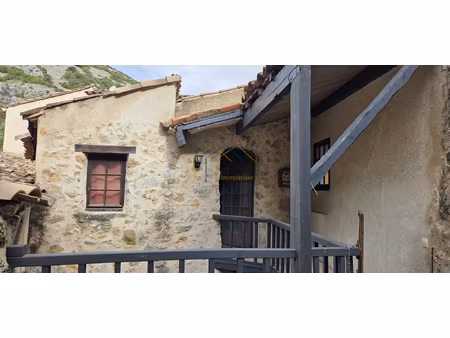en vente à saint-guilhem-le-désert (34) - maison de village