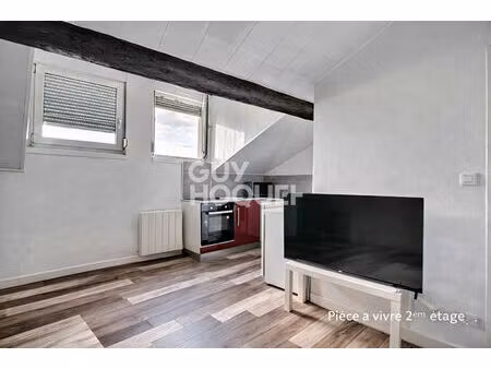 appartement t1 à louer à nancy - dernier étage avec cuisine équipée