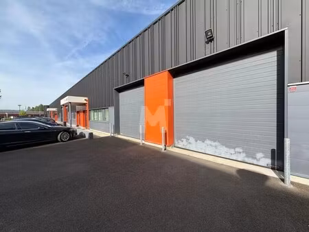 location local d’activités palaiseau 91120 158m²