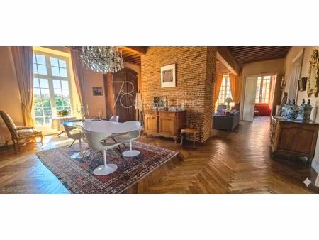 vente muret hôtel particulier + appartement
